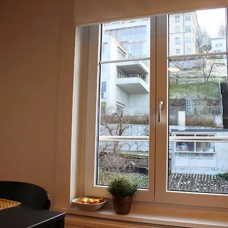 Completely Renovated Near The Train Station And The Center Appartamento